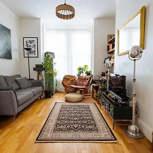 Unique Private W/ Easy Access To Appartement Londres